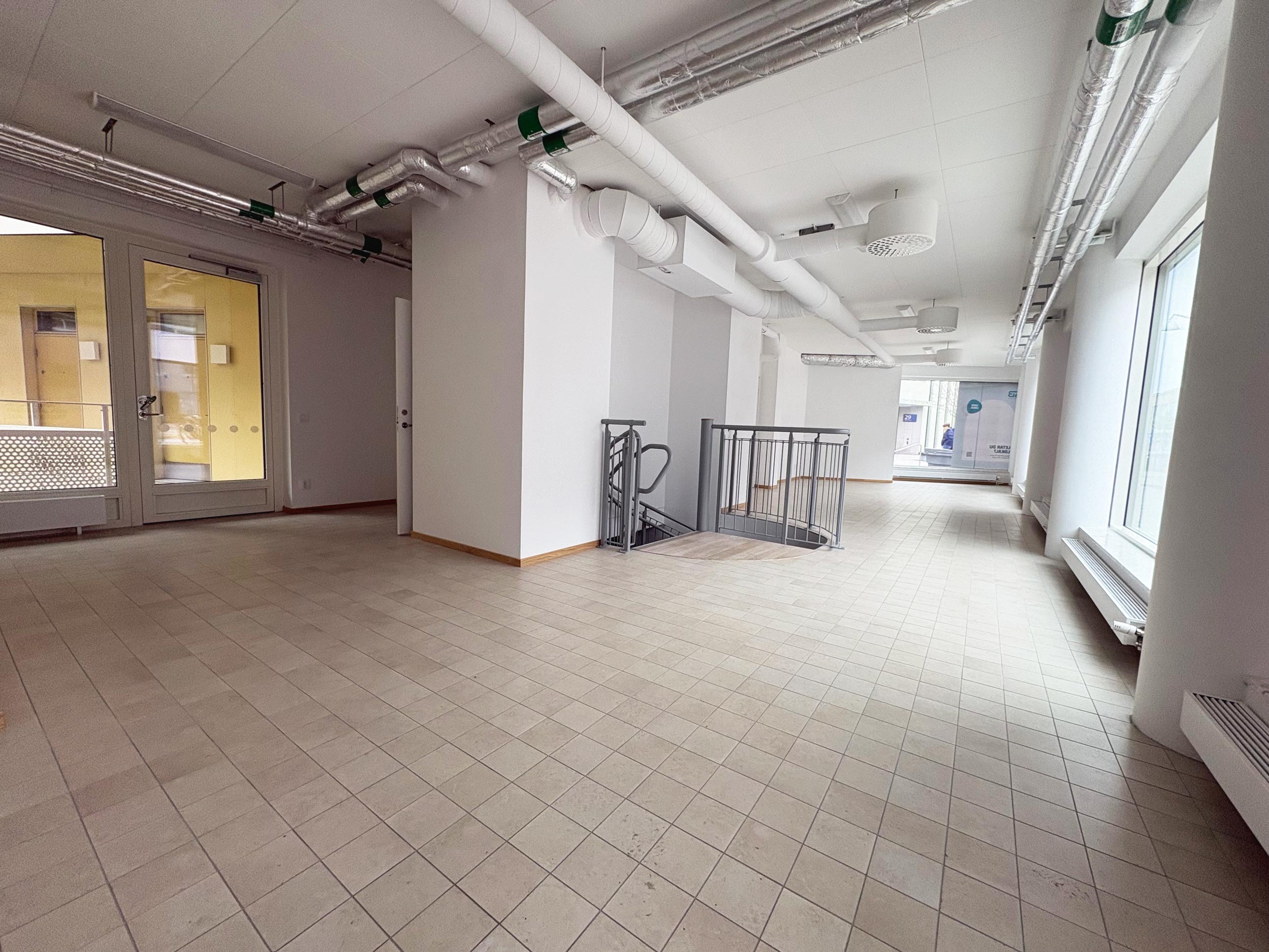 Övre våning, butik