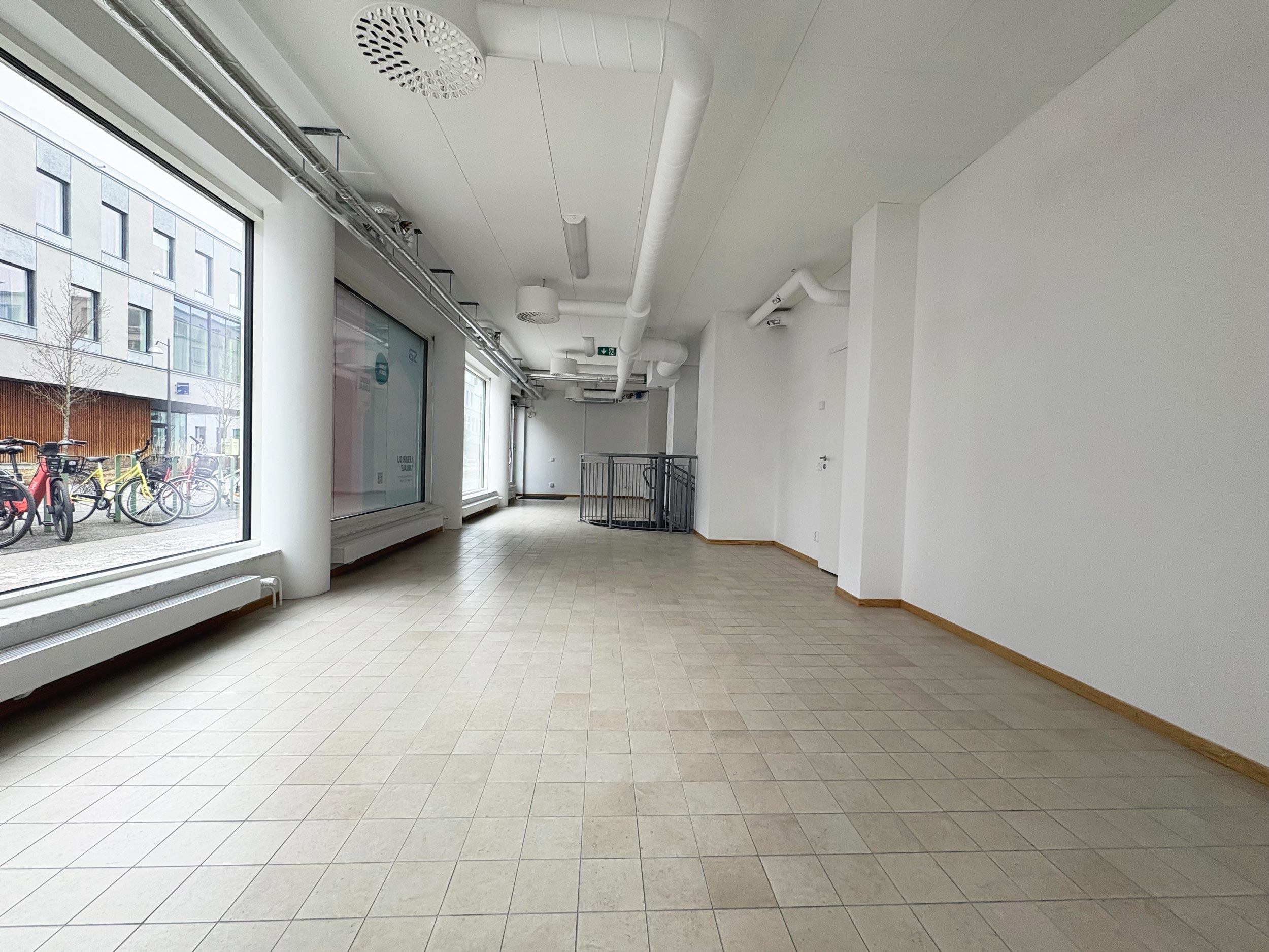 Övre våning, butik