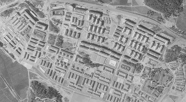 Flygbild över Tensta på 70-talet