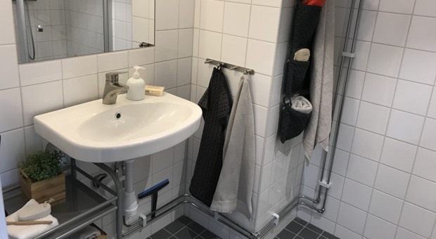 Badrum med toalett