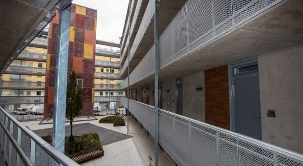 Kv. Söderåsen med gård och loftgångar